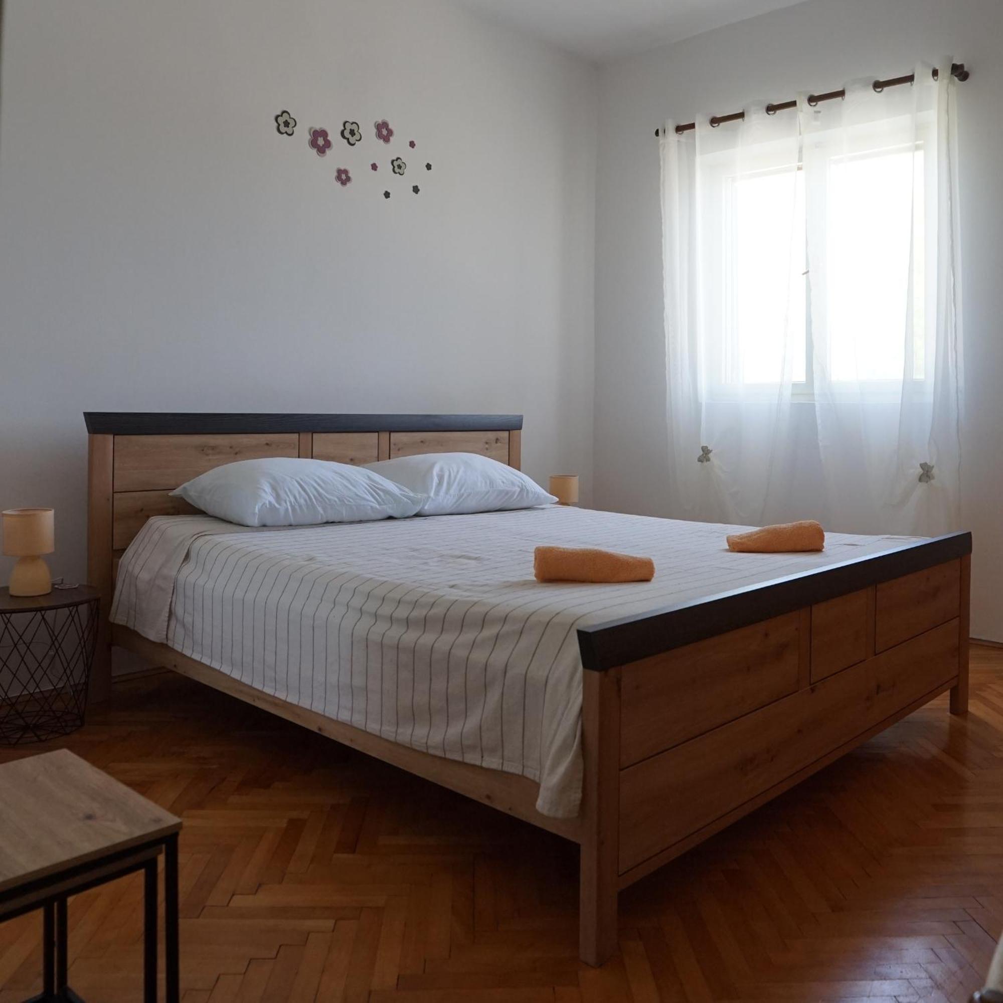 Vacation Home Ivan Kasic Exterior foto